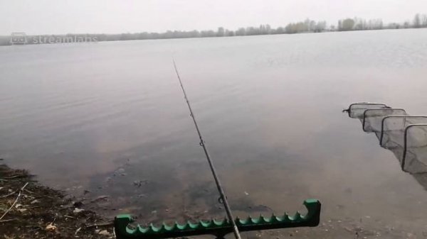 Мёртвое озеро))