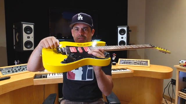 Can an Ibanez Jem Jr make me happy? смотреть онлайн
