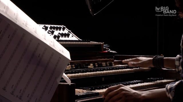 Cory Henry: "JUST A CLOSER WALK WITH THEE" | Frankfurt Radio Big Band | The New Gospel | Jim McNeel смотреть онлайн