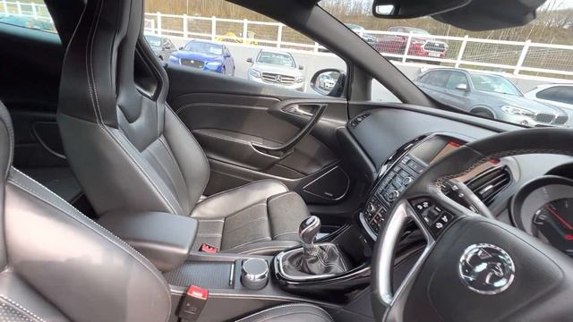 2017 VAUXHALL ASTRA GTC 2.0 T VXR Black Aero for sale Castle Motors смотреть онлайн