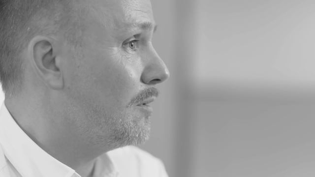 Peter Philips, Directeur de la Création et de l'Image du Maquillage Dior | VOGUE MODEL 2017 смотреть онлайн