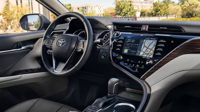 2020 Toyota Camry, видео, фоновая музыка, озвучка женский голос на японском смотреть онлайн