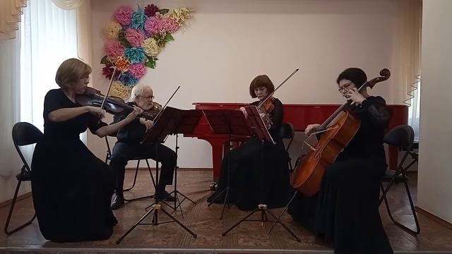 квартет Аллегро Моцарт Дивертисмент и Макклейн Танго