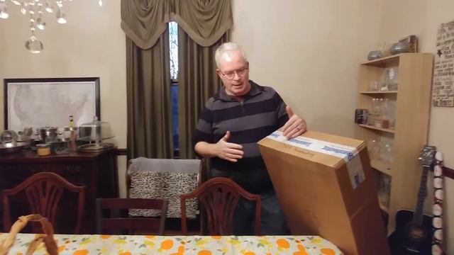 Sweetwater Bass Unboxing Video смотреть онлайн