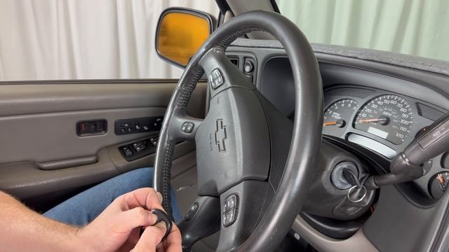 2000 - 2006 Chevy Tahoe Remote Key Fob Programming - How To Pair Program Chevrolet Fob смотреть онлайн