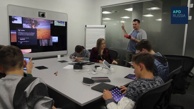 Вводный семинар по Swift Playgrounds смотреть онлайн
