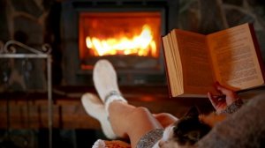 Это просто огонь. Девушка гладит свою киску