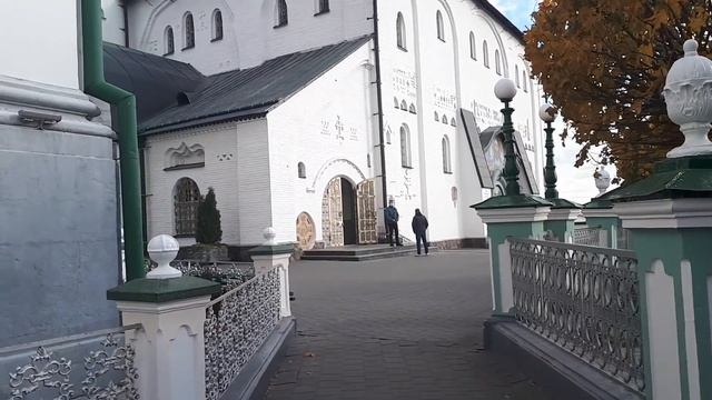 ПОЧАЕВСКАЯ ЛАВРА СВОИМИ ГЛАЗАМИ смотреть онлайн