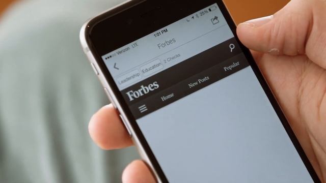 Introducing Shuffle: Your Personal News Dealer | for iOS and Android смотреть онлайн