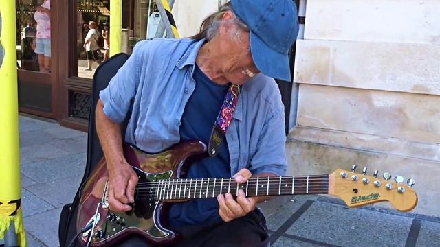 Mark Allen - freeform jamming over George Benson's 'The Ghetto' смотреть онлайн