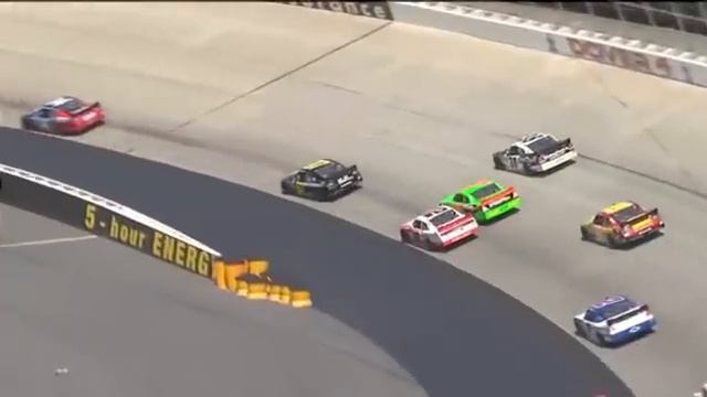 Sam Hornish, Danica Patrick contact triggers crash смотреть онлайн