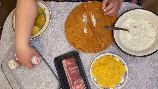 КАРТОШЕЧКА Запеченная в БЕКОНЕ В Духовке смотреть онлайн