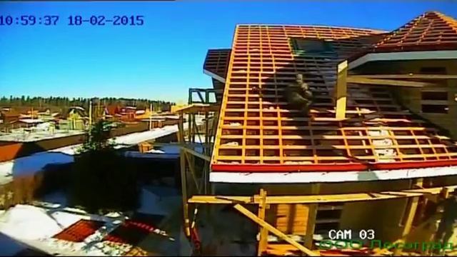 Демонтаж временной кровли и монтаж металлочерепицы