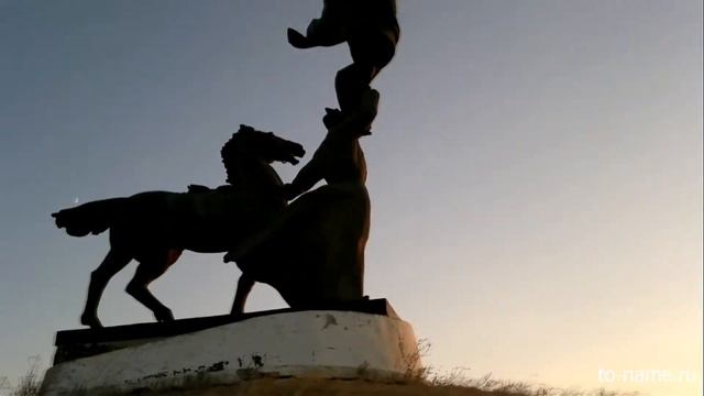 Памятник С.М. Буденному, г. Пролетарск смотреть онлайн