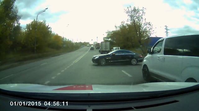 Еле успел оттормозился и закончились задние колодки... смотреть онлайн