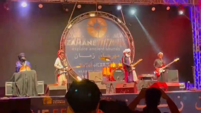 JEUNESSE DESERT - live in festival Zamane смотреть онлайн