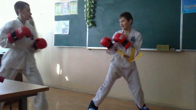 Драчуны. смотреть онлайн