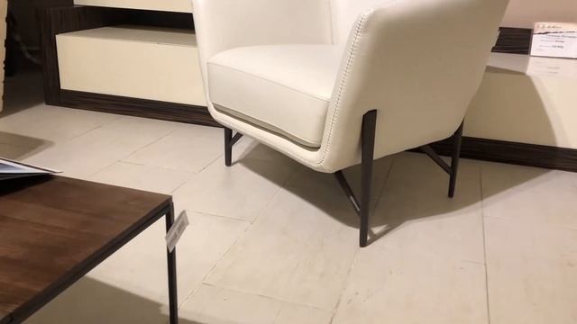 Итальянский диван с креслами Venere в наличии на экспозиции салона Да Винчи. Мебель Ставрополь смотреть онлайн