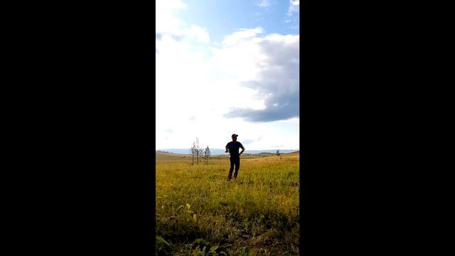 Фланкировка казачей шашкой на острове Ольхон / Иркутская Школа Джигитовки смотреть онлайн