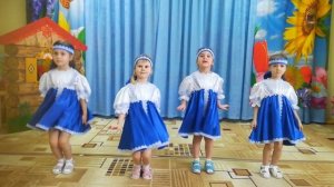 танец "У матрешек розовые щёчки"