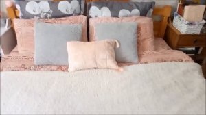 Обновление интерьера в спальне/Как заправить кровать красиво/DIY с перекраской
