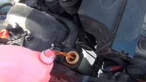 BMW E39.Печка в мороз дует холодным. Выгоняю воздушную пробку.