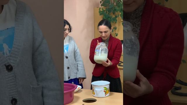 В борьбе за масло мы идем до конца! (или сказ о том, как Тамара Михайловна волшебницей стала) смотреть онлайн