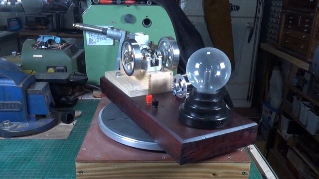 Chinese Hit & Miss Engine Powered Plasma Ball смотреть онлайн