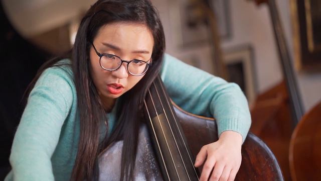 Shostakovich - Elegy from Five Pieces for two Violins and Piano, played on two Double Basses смотреть онлайн