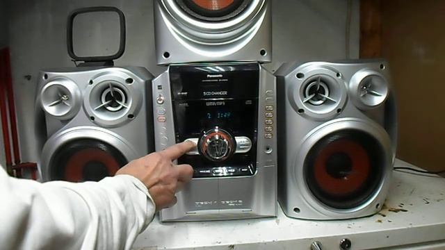 Panasonic SA-AK640 5 Disc Changer; 540w output Wma/mp3 Mash Bi Amp смотреть онлайн