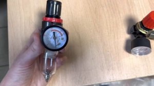 Редуктор давления для компрессора или регулятор давления поршневого компрессора