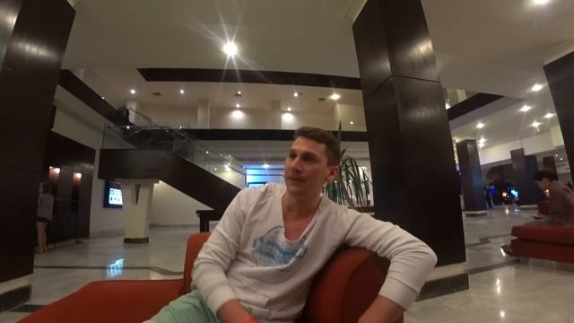 АПТЕКА В ХУРГАДЕ. ОТРАВИЛИСЬ В ОТЕЛЕ REGINA SWISS INN RESORT 4* смотреть онлайн