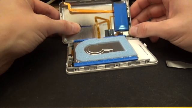 Upgrading a 5th Gen iPod "Classic" with an "SSD" смотреть онлайн