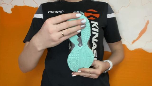 Кроссовки Asics GEL-ROCKET 9 (W). Обзор за 30 секунд смотреть онлайн