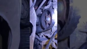 Рено Ларгус 1.6 8  Кл замена ГРМ