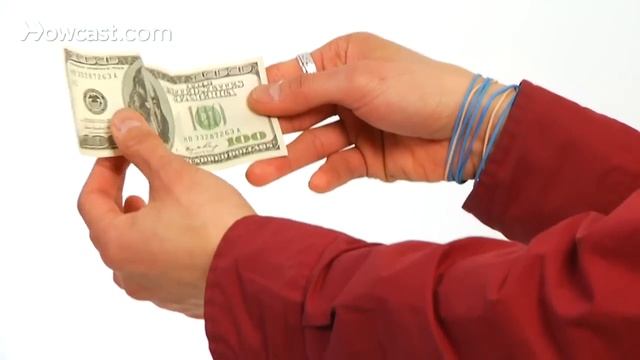 How To Do The Linking Paper Clips Trick | Magic Tricks