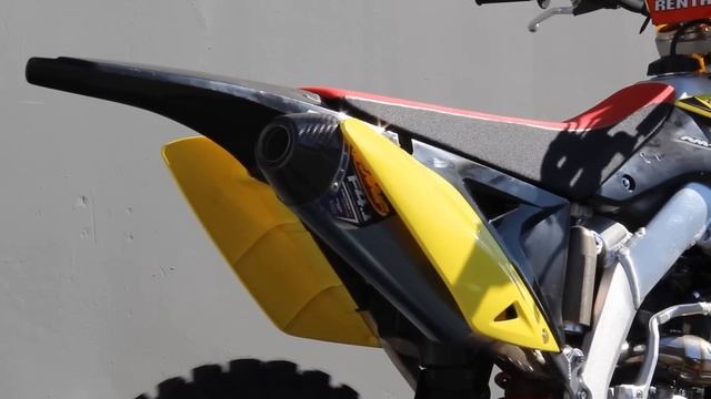 2014 Suzuki RMZ250 Factory 4.1RCT Titanium Megabomb System Sound Bite смотреть онлайн