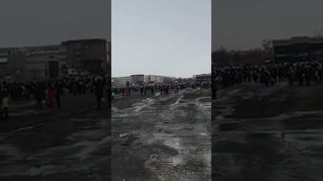В атбасаре в память запустили шарики по погипшим в кемерово смотреть онлайн