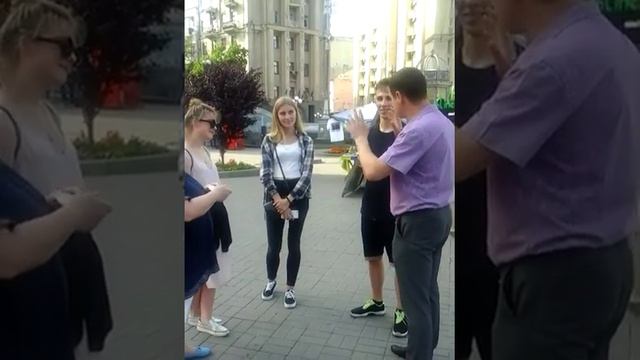 На майдане приняли Иисуса Христа. смотреть онлайн