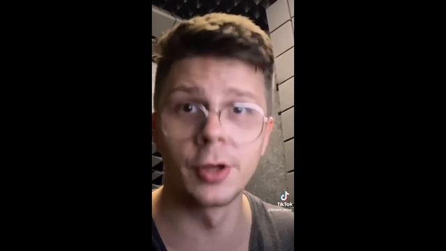 всем привет, меня зовут Саша, откуда мем? смотреть онлайн