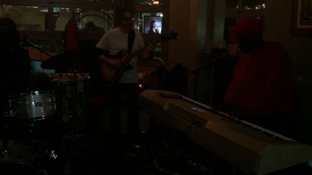 Frank Moka’s Dirt Melon with Lucky Peterson смотреть онлайн
