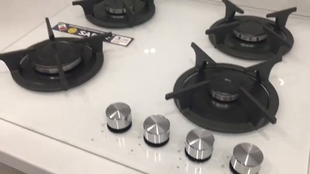 Обзор на газовую варочную панель MAUNFELD EGHG.64.1CW/G смотреть онлайн