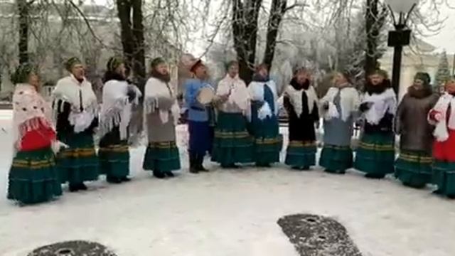 Творческий десант волонтеров культуры "Мы мороза не боимся, с песней в двери к вам стучимся!" смотреть онлайн
