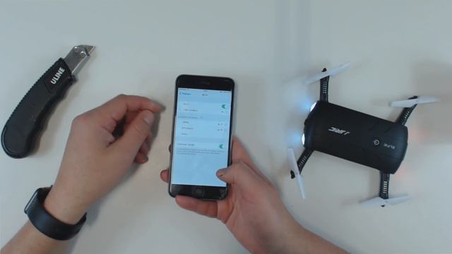 Elfie Drone Review Francais Selfie Drone caméra Wifi Test en Vol Review Complete par ThinkUnBoxing смотреть онлайн