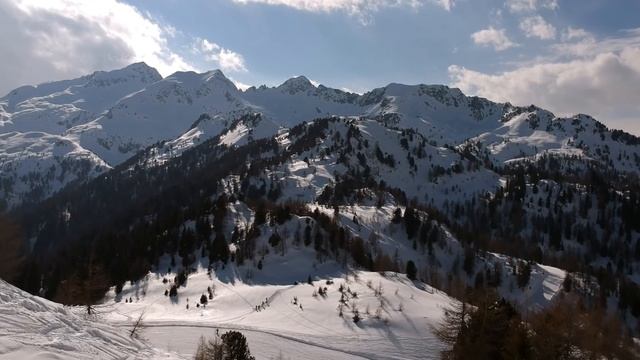 Skiing in the Dolomites - Rifugio Orso Bruno - Freeride Val di Sole Madonna di Campiglio Italy 2018 смотреть онлайн