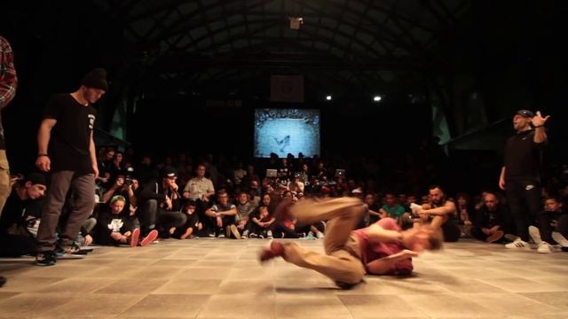 Predatorz VS Titris - Tcut (PBR'Z) 1er tour LCB 6 (2015) смотреть онлайн