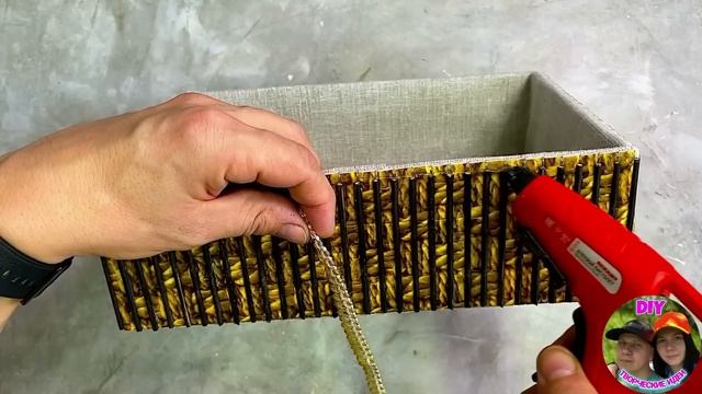 ?Я ВИДЕЛ ЭТО В МАГАЗИНЕ ЗА БОЛЬШИЕ ДЕНЬГИ А СДЕЛАЛ ИЗ КОРОБОК ЗА КОПЕЙКИ?КОРЗИНА СВОИМИ РУКАМИ смотреть онлайн