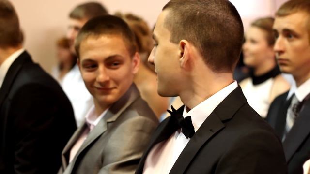 Последний звонок 12 школа Прилуки) смотреть онлайн