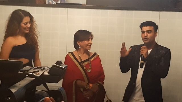 Launch of varun Bharti's single Guzara with lyricist- composer karan Sharma, actor Raayo Bhakhirta смотреть онлайн