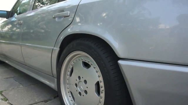 Mercedes-Benz W124 AMG | Limited Edition | CrazyCarsHD смотреть онлайн